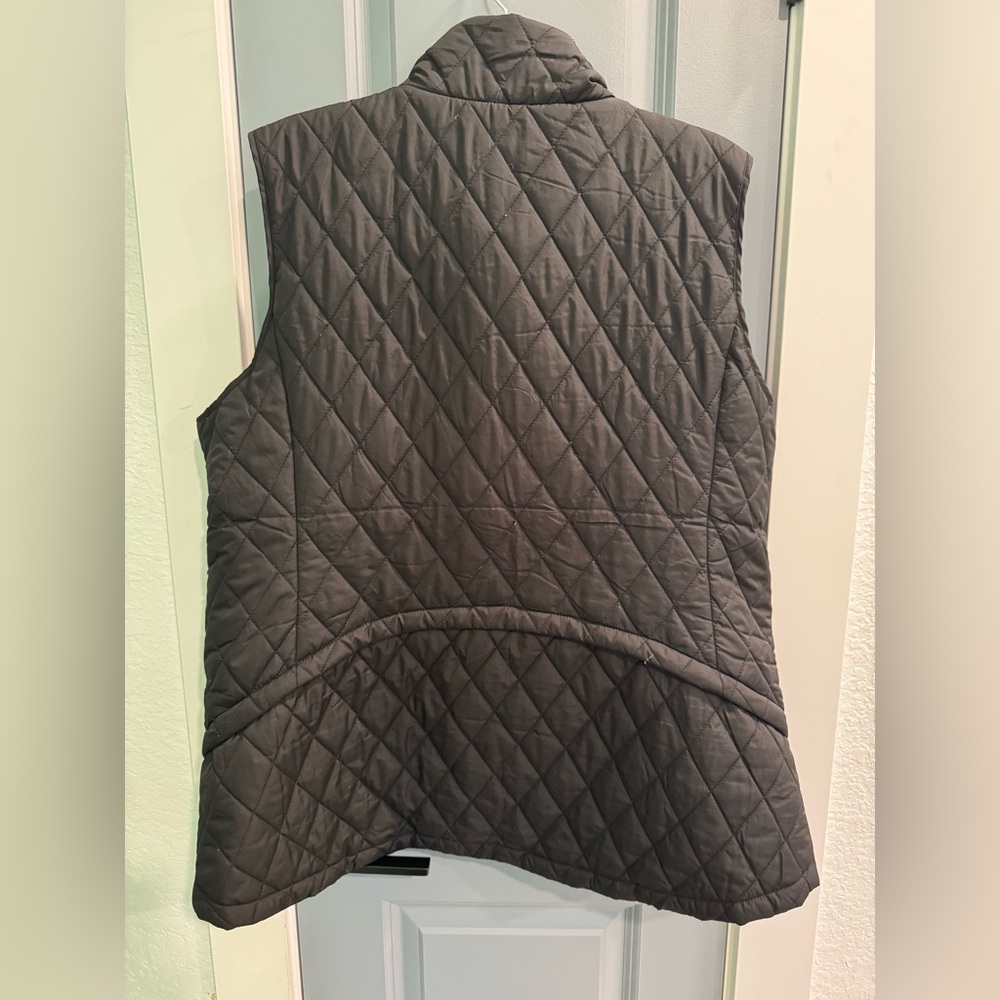 Maurices Women’s Quilted Puffer Vest - Picture 2 of 5